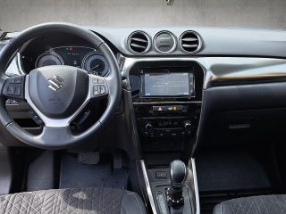 Suzuki Vitara 1,5 Hybrid ALLGRIP 6AGS flash